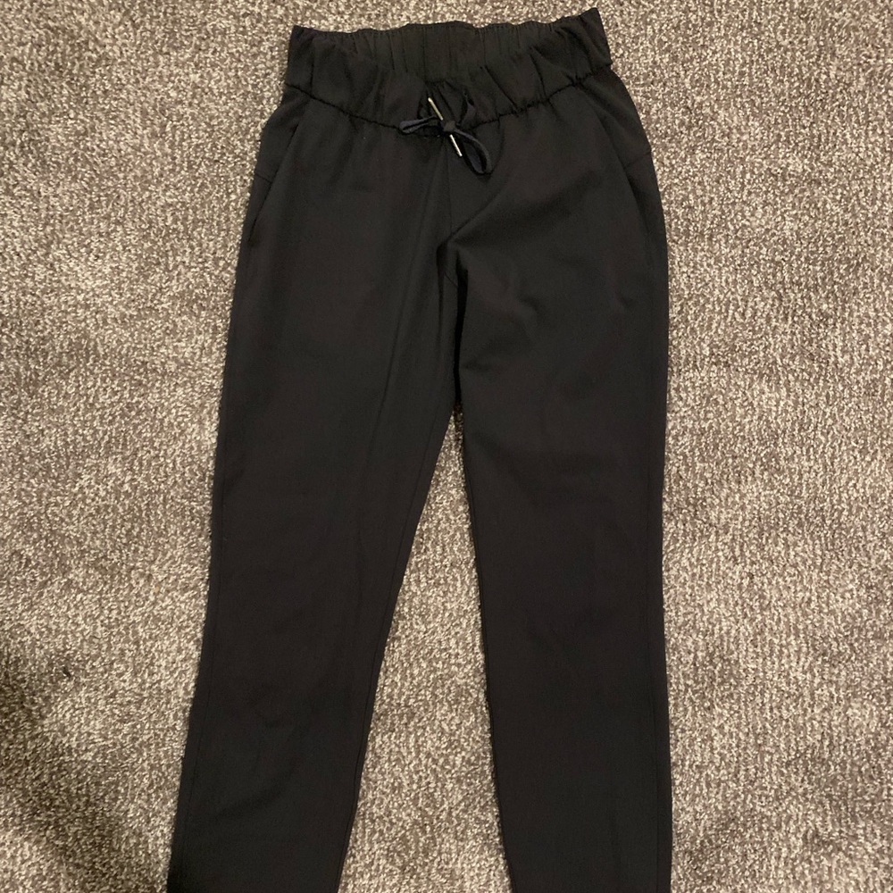 Lululemon joggers